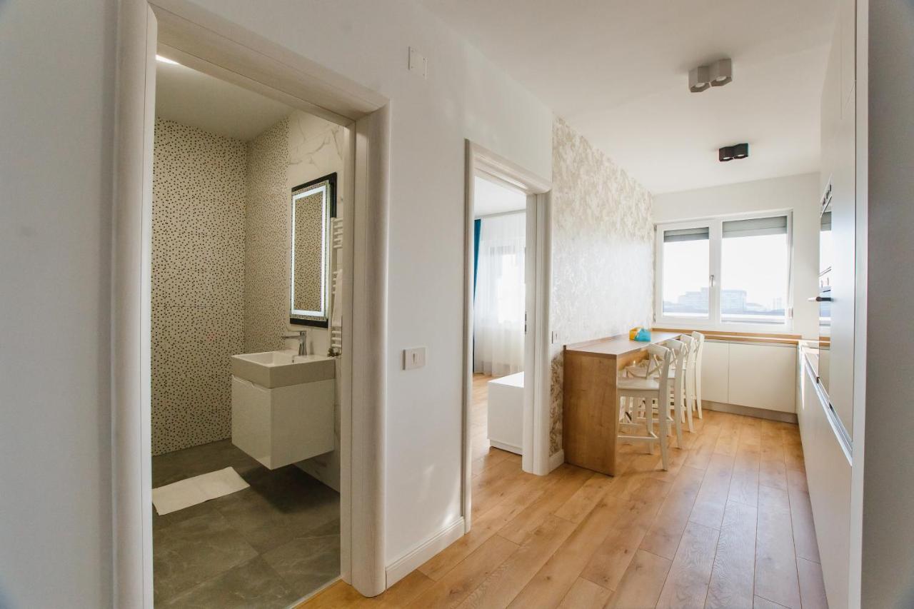 Fantastic Apartment At Prima Residence Oradea Ngoại thất bức ảnh